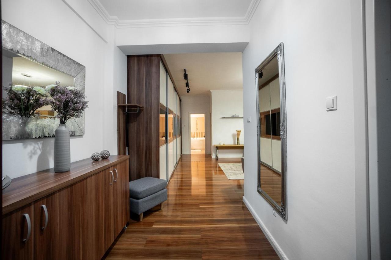 Xo Panoramic Apartment L Jacuzzi L Oradea Zewnętrze zdjęcie